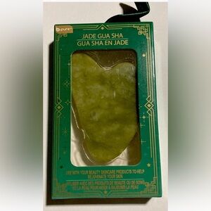 NIB B-pure Gua Sha Jade Stone Jade Facial Massager Tool